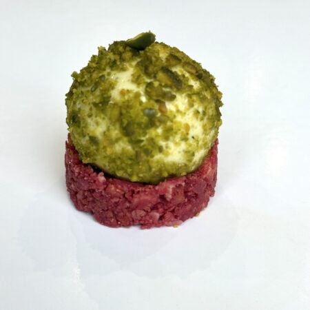 Entremet pistache d’Iran et framboise